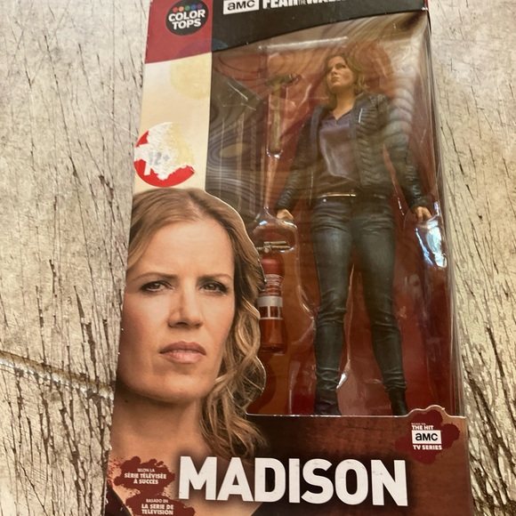 AMC fear the walking dead Madison - Picture 1 of 9
